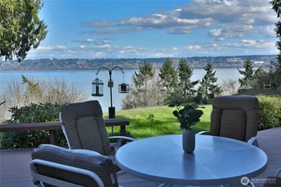 8111 Possession Ridge Lane, Clinton, WA 98236 - Photo 11