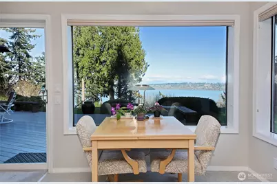 8111 Possession Ridge Lane, Clinton, WA 98236 - Photo 25