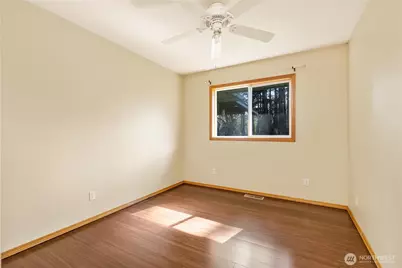 1583 Mark Street, Oak Harbor, WA 98277 - Photo 27