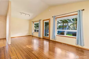 1583 Mark St, Oak Harbor, WA 98277 - Photo 17