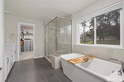 2120 SW Putnam Drive, Oak Harbor, WA 98277 - Photo 23