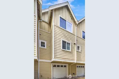 13726 Midvale Avenue N #B, Seattle, WA 98133 - Photo 3