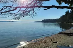 1256 Mt Baker Ave, Camano Island, WA 98282 - Photo 7