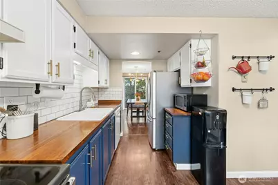 27030 47th Avenue S #103, Kent, WA 98032 - Photo 11