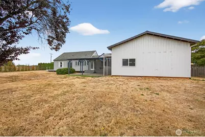 82 E Sunny Sands Road, Cathlamet, WA 98612 - Photo 29