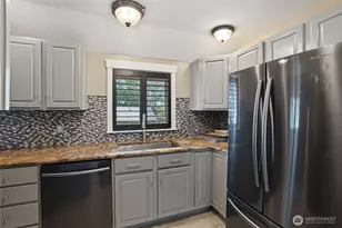 407 Bremerton Blvd W, Bremerton, WA 98312 - Photo 11