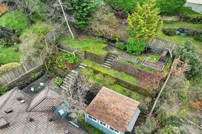 3625 36th Avenue W, Seattle, WA 98199 - Photo 23