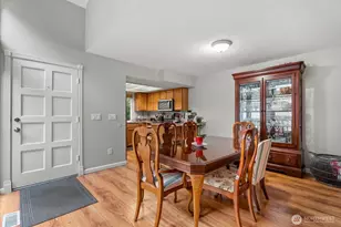 25412 213th Pl SE, Maple Valley, WA 98038 - Photo 3