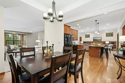 20613 SE 136th Street, Issaquah, WA 98027 - Photo 9