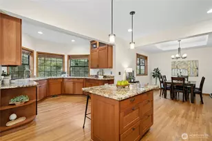 20613 SE 136th St, Issaquah, WA 98027 - Photo 13