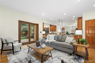 20613 SE 136th St, Issaquah, WA 98027 - Photo 17