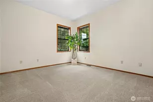 20613 SE 136th St, Issaquah, WA 98027 - Photo 31