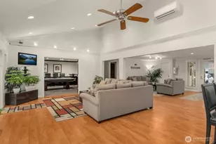 12404 E Gibson Rd, Everett, WA 98204 - Photo 21