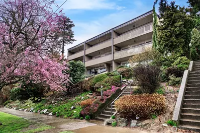 924 N Garden Street #201, Bellingham, WA 98225 - Photo 1