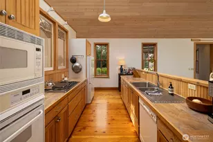 16 Bayshore Rd, Friday Harbor, WA 98250 - Photo 39