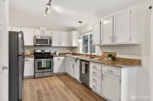 311 168th Pl SE, Bothell, WA 98012 - Photo 11