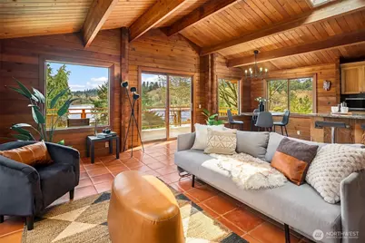 8121 SW 222nd Place, Vashon, WA 98070 - Photo 9