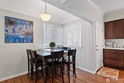 834 15th Avenue, Seattle, WA 98122 - Photo 9