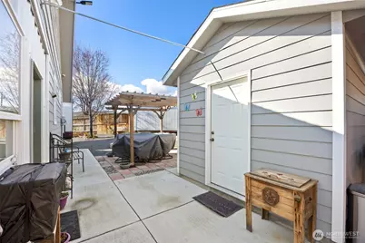 1042 W Charlotte Street, Moses Lake, WA 98837 - Photo 19