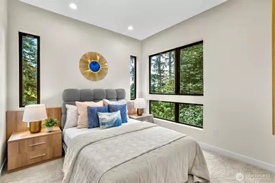 10823 SE 12th Street, Bellevue, WA 98004 - Photo 23