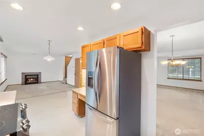 305 Browns Point Boulevard NE, Tacoma, WA 98422 - Photo 19