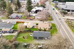 10908 10910 Valley Ave E, Puyallup, WA 98372 - Photo 5