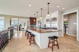 2318 Sunnyside Heights Dr, Steilacoom, WA 98388 - Photo 15