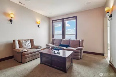 2318 Sunnyside Heights Drive, Steilacoom, WA 98388 - Photo 11