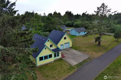 111 Vela Street SW, Ocean Shores, WA 98569 - Photo 1