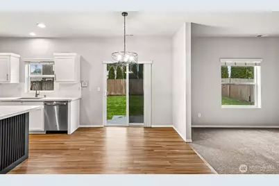 11024 181st Avenue Ct E, Bonney Lake, WA 98391 - Photo 7