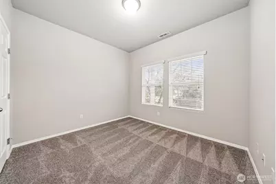 11024 181st Avenue Ct E, Bonney Lake, WA 98391 - Photo 11