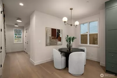 10612 NE 54th Lane, Kirkland, WA 98033 - Photo 5