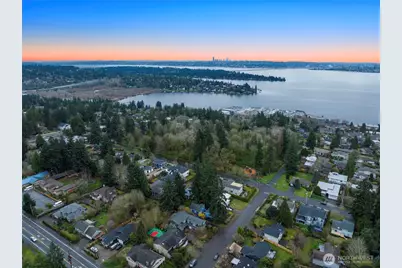 10612 NE 54th Lane, Kirkland, WA 98033 - Photo 33