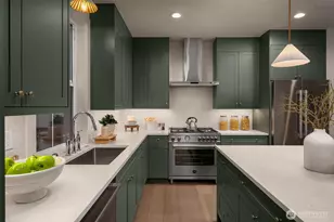 10612 NE 54th Ln, Kirkland, WA 98033 - Photo 11