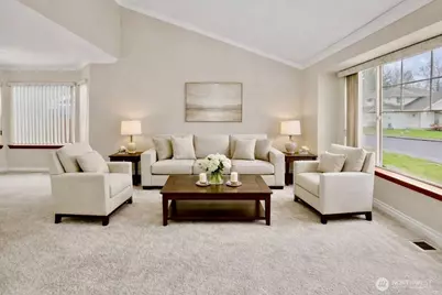 9820 S 242nd Place, Kent, WA 98030 - Photo 3