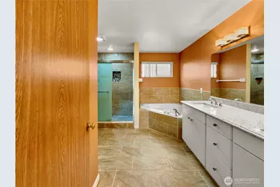 9820 S 242nd Place, Kent, WA 98030 - Photo 17