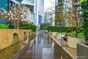 10700 NE 4th St, Bellevue, WA 98004 - Photo 33