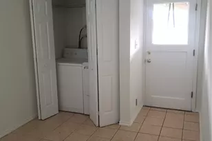 3123 SW Barton St, Seattle, WA 98126 - Photo 3