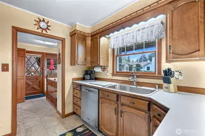 1608 Euclid Avenue, Bellingham, WA 98229 - Photo 11