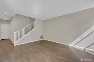 18397 NE 97th Ct, Redmond, WA 98052 - Photo 21
