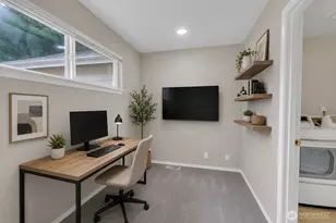 18397 NE 97th Ct, Redmond, WA 98052 - Photo 13