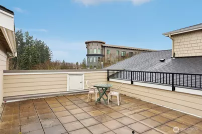 7912 170th Avenue NE #304, Redmond, WA 98052 - Photo 19