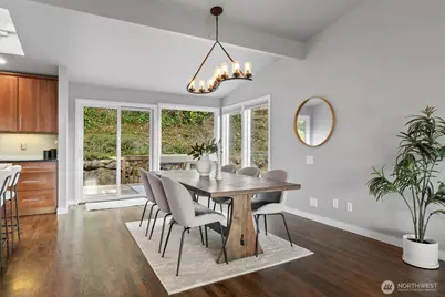 8620 Vashon View SW, Seattle, WA 98136 - Photo 11