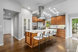 8620 Vashon View SW, Seattle, WA 98136 - Photo 13