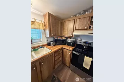 380 E Pole Road #13, Lynden, WA 98264 - Photo 11