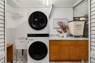 1744 127th Ave SE, Bellevue, WA 98005 - Photo 29