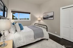 1744 127th Ave SE, Bellevue, WA 98005 - Photo 17