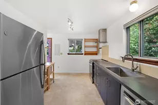 9210 S G St, Tacoma, WA 98444 - Photo 13