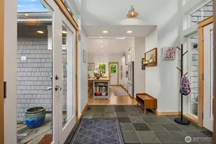10555 NE Morning Ln, Bainbridge Island, WA 98110 - Photo 5