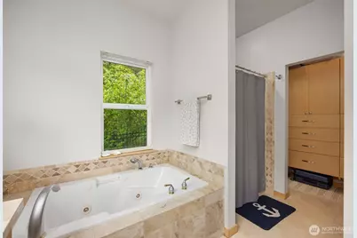 10555 NE Morning Lane, Bainbridge Island, WA 98110 - Photo 23